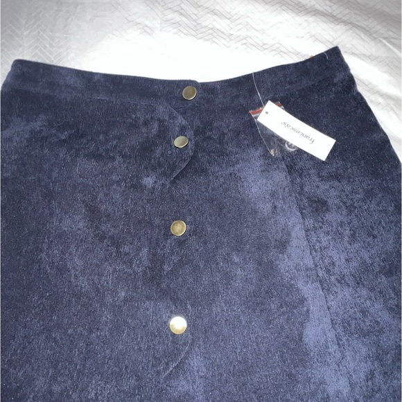 Francesca’s mini skirt - Picture 5 of 8